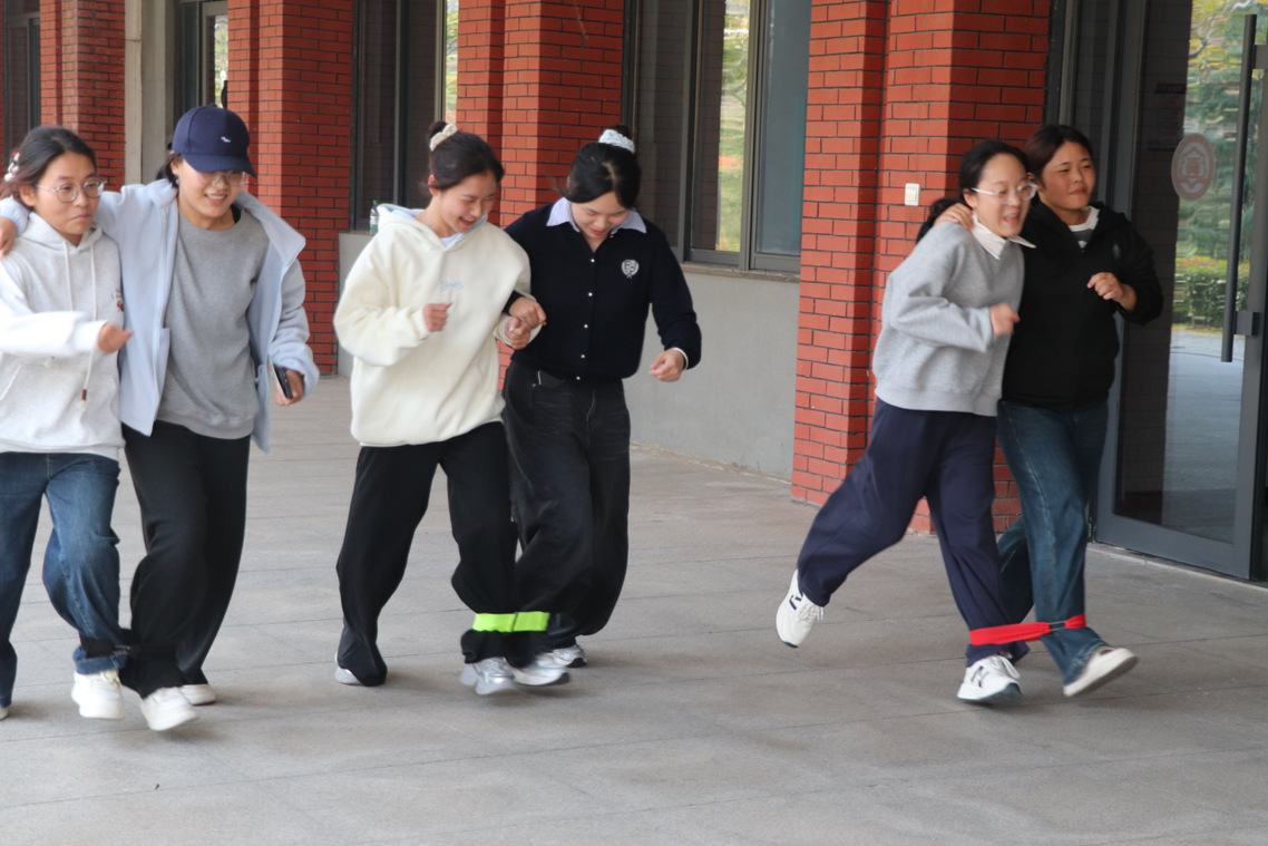 食品与药品学院：一起“趣”行动...
